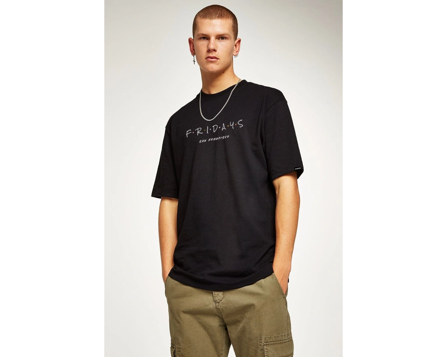 Oversize Fridays Baskılı Siyah Tshirt NRAGE77