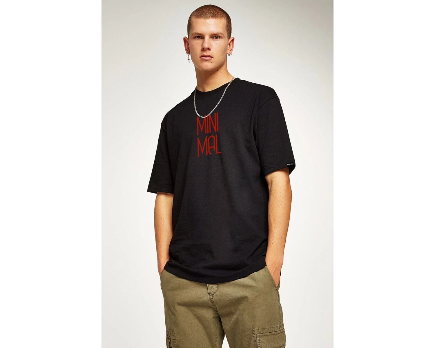 Oversize Minimal Baskılı Siyah Tshirt NRAGE107