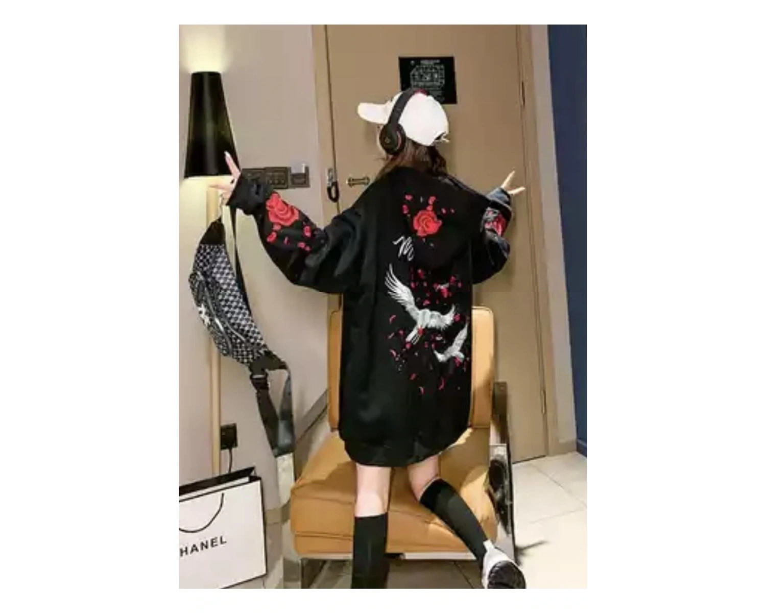 Özel Tasarım Kapüşonlu Fermuarlı Red Rose Baskılı Süper Oversize Kadın Ceket-sweats Beyaz