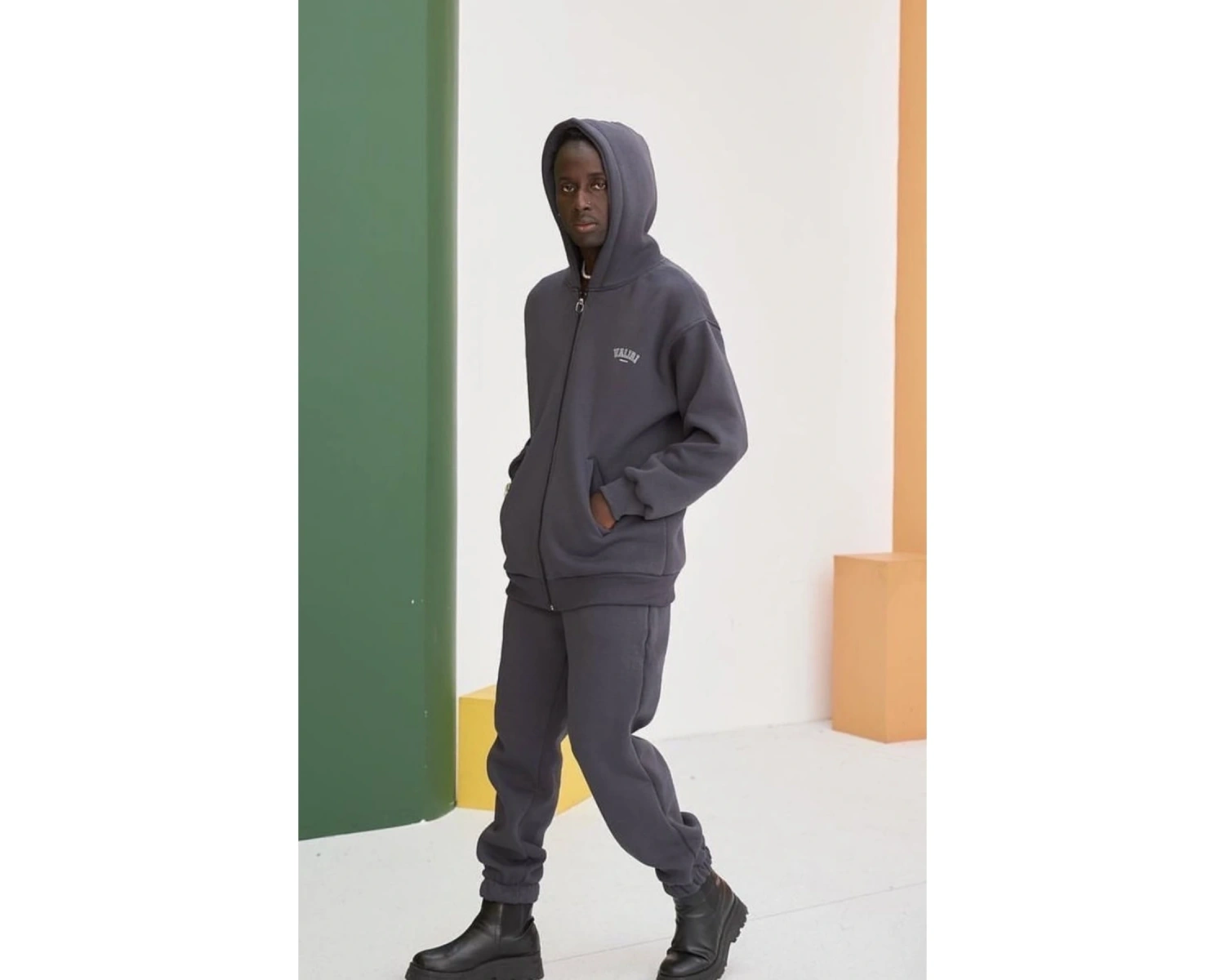 Özel Tasarım Kapüşonlu Tam Fermuarlı Valırı Baskılı Kışlık Oversize Erkek Eşofman Takımı