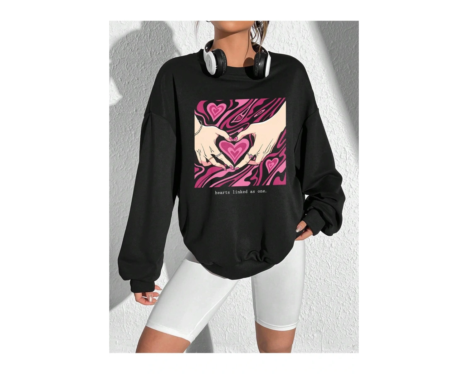 Qutie Kalpli ve Sloganlı Grafik Düşük Omuzlu Siyah