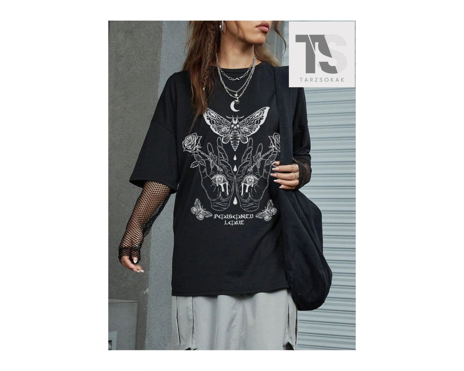 ROMWE X Attack on Titan Yazılı Baskılı Kısa Kollu Tişört