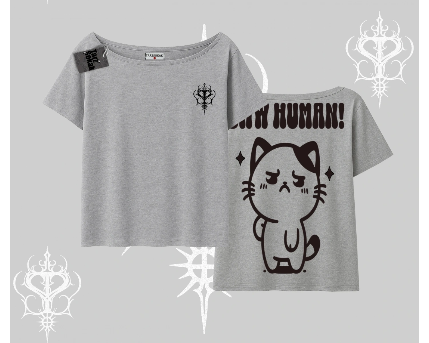 Sevimli Kedi Çizimli Arka Baskılı Kayık Yaka Tshirt