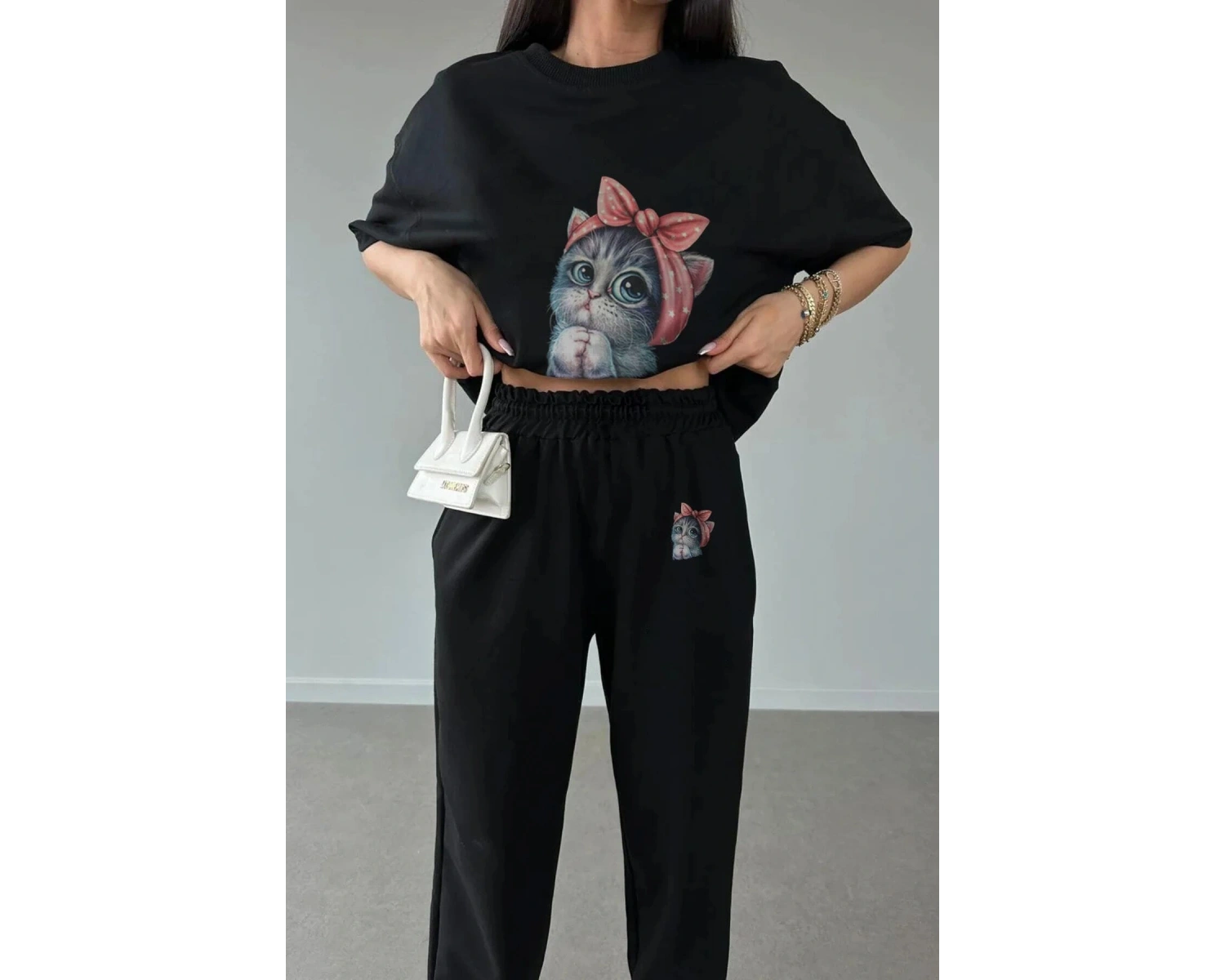 Sevimli Minik Kedi Eşofman Altı Ve T-shirt - Jogger Tişört Alt Üst Eşofman Takımı B