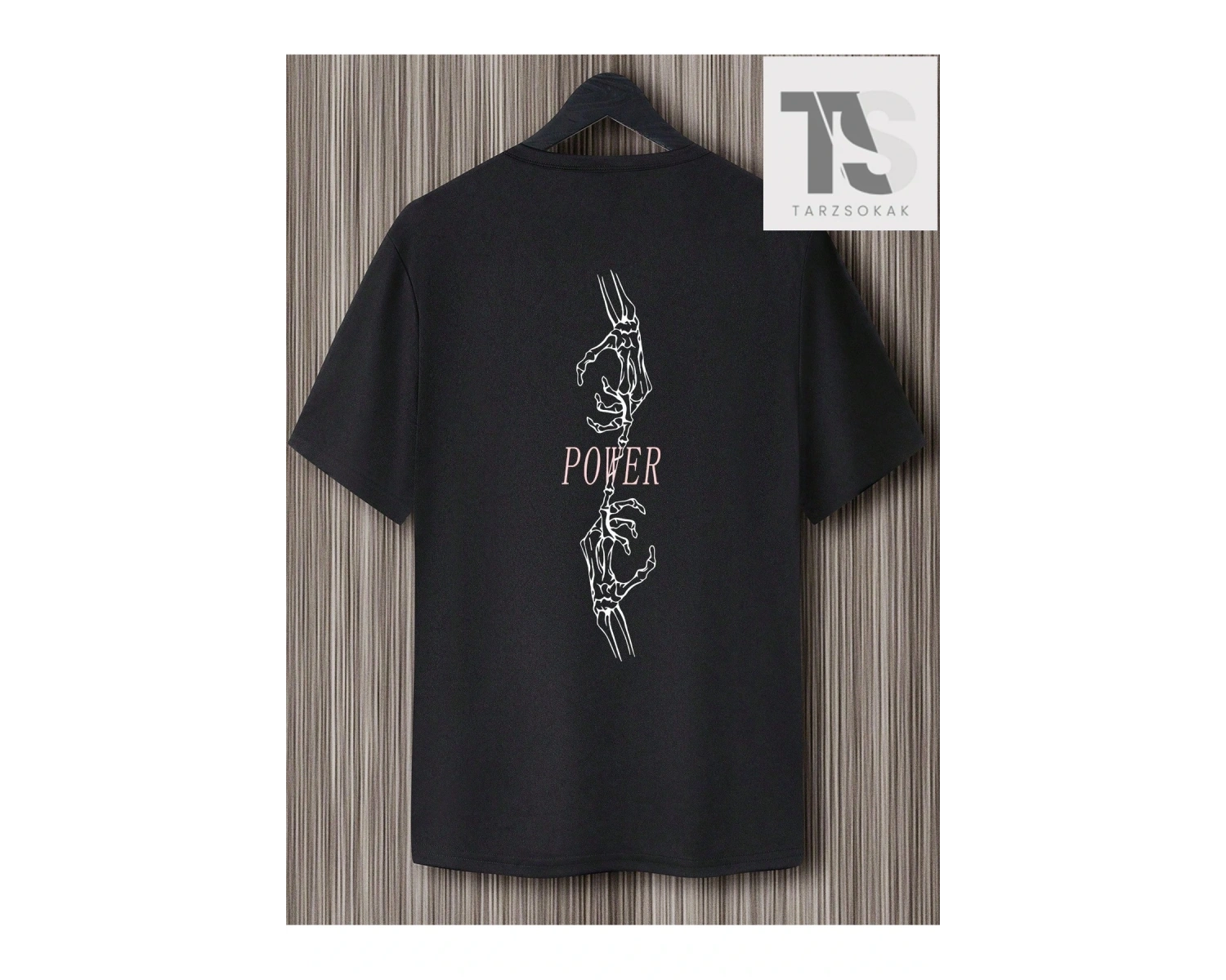 Sırt Tasarımlı Kafatası ve Palmiye Baskılı Erkek Tişört