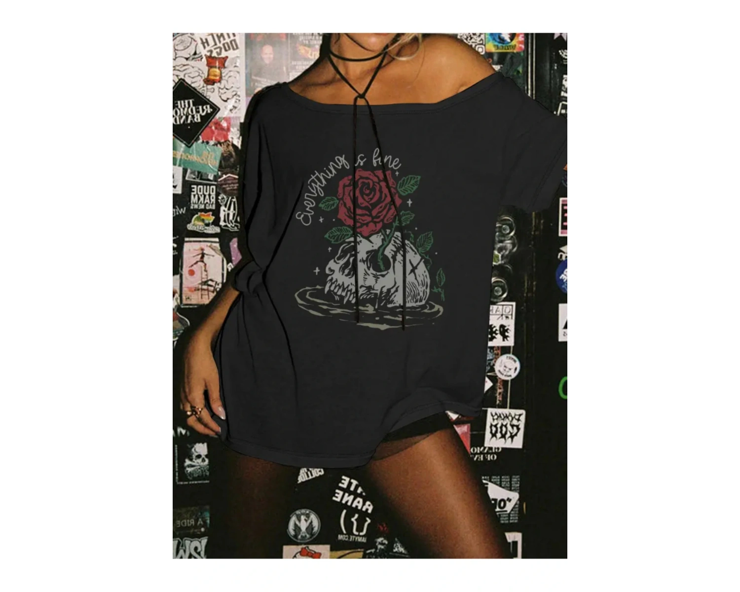 Siyah Kadın Düşük Omuz Kayık Yaka Gül Baskılı