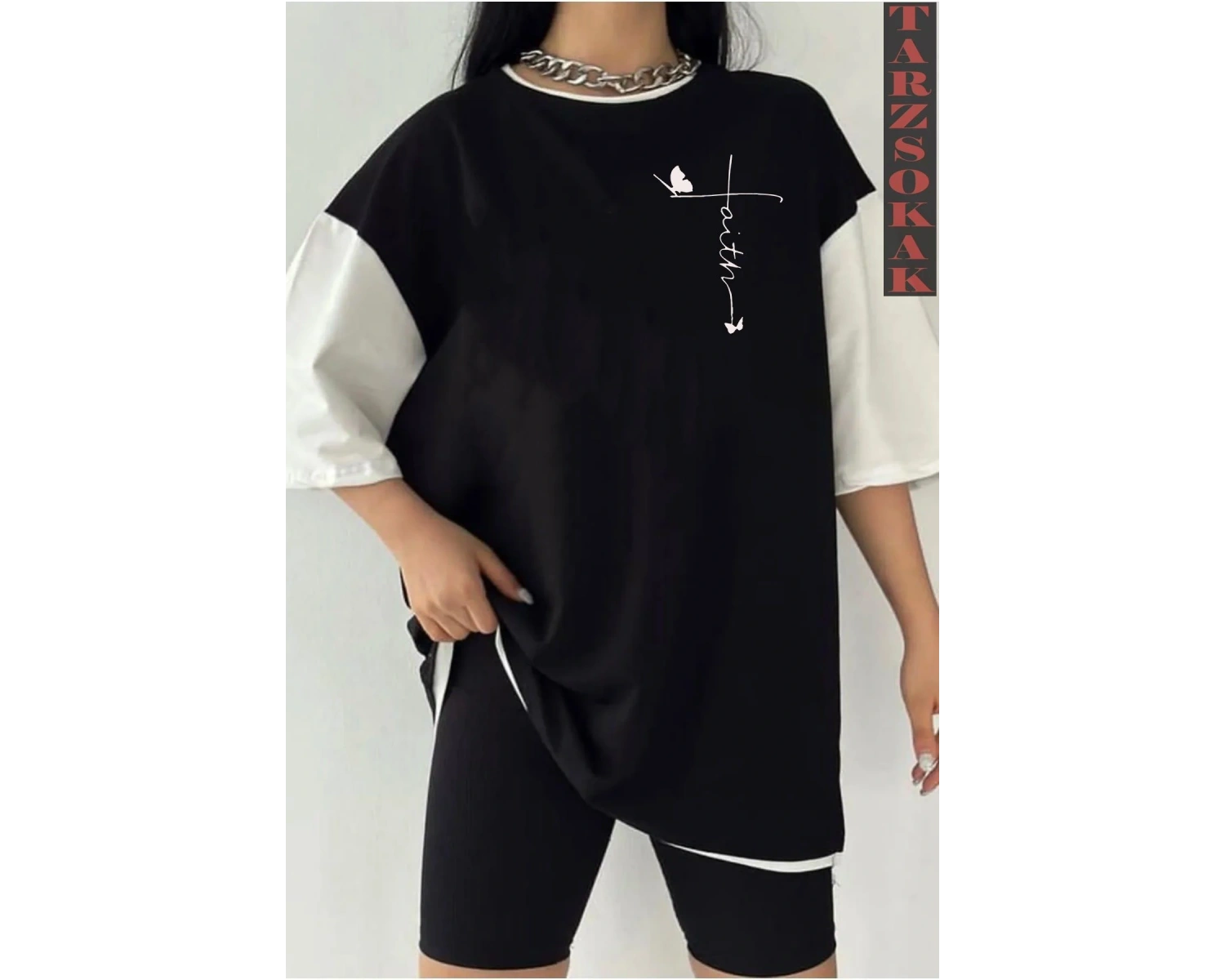 Siyah Oversize Çift Renk KELEBEK YAZI  Baskılı Unisex Tshirt