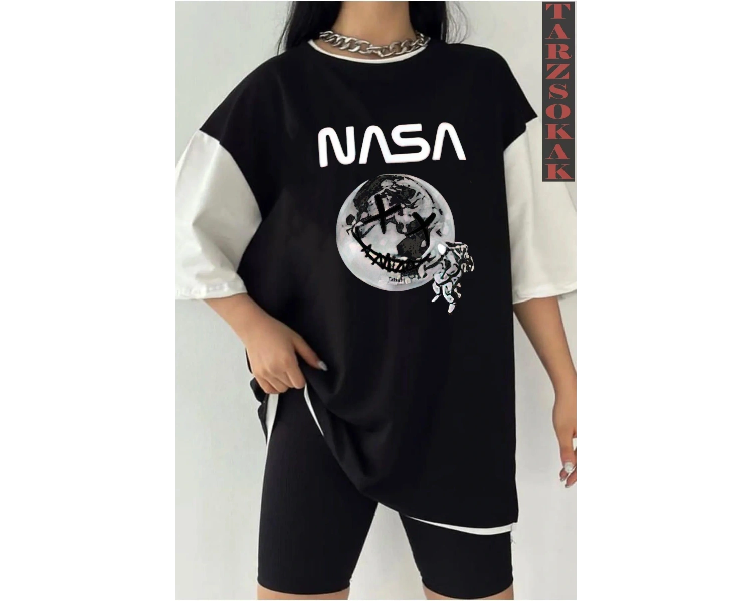 Siyah Oversize Çift Renk NASSA SESİ YAZI  Baskılı Unisex Tshirt