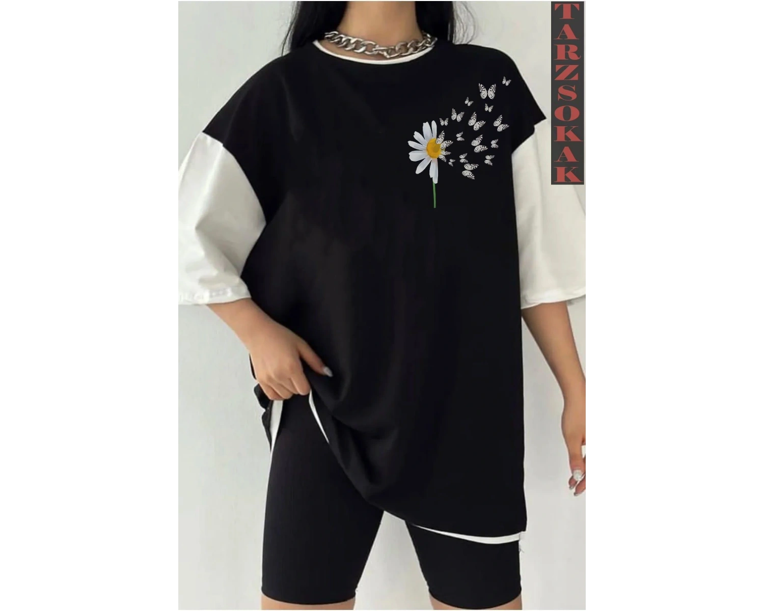 Siyah Oversize Çift Renk PAPATYA YAZI  Baskılı Unisex Tshirt