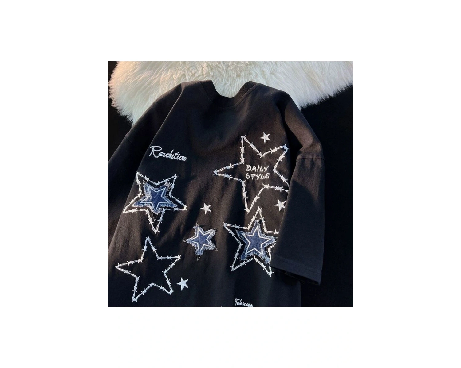 SİYAH T SHIRT YILDIZ DESENLİ