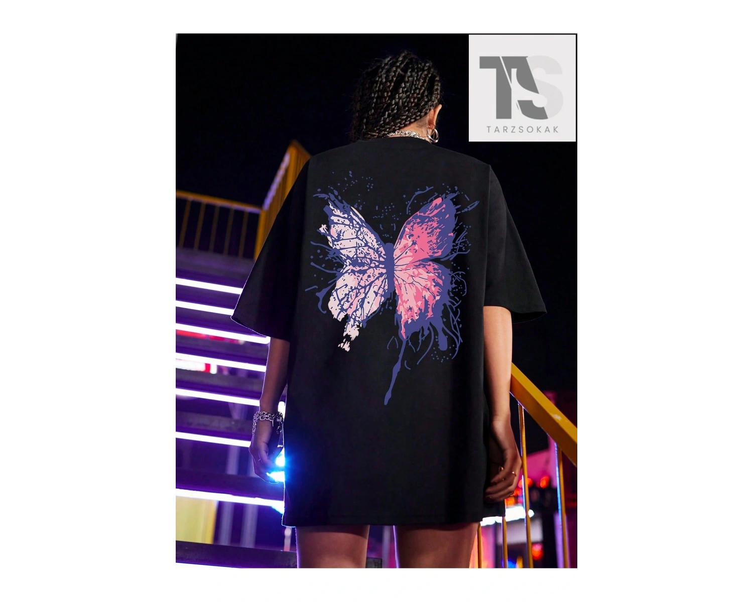 Sloganlı Grafik Düşük Omuz Tişört