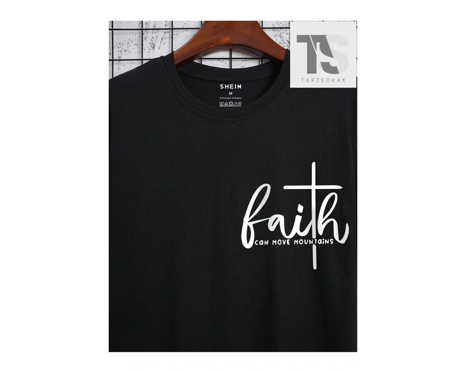 Sloganlı ve Kalpli Siyah Örme Bisiklet Yaka Kısa Kollu Erkek Tişört