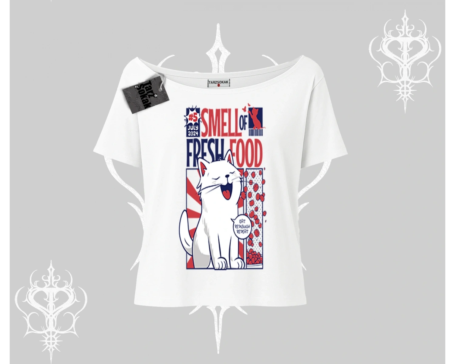 Smell of Fresh Food Kedi Baskılı Kayık Yaka Tshirt