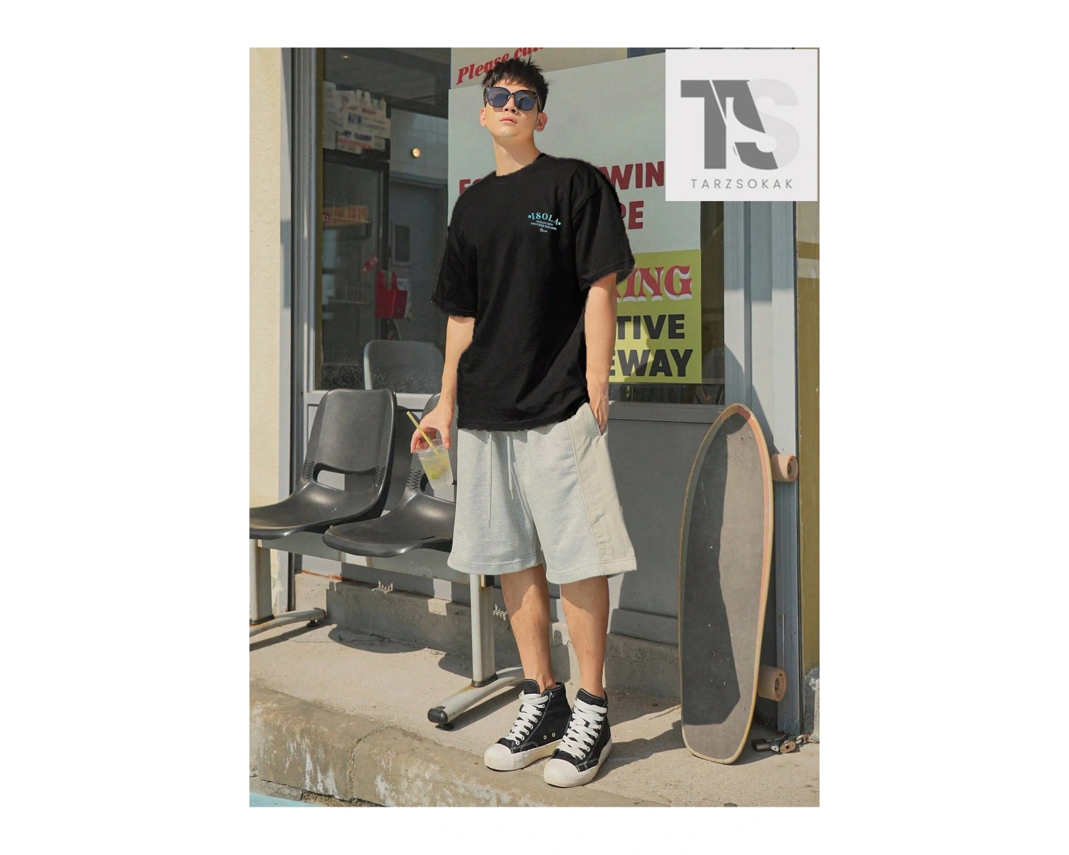 Street Life Erkek Araba ve Mektup Grafikli Tişört