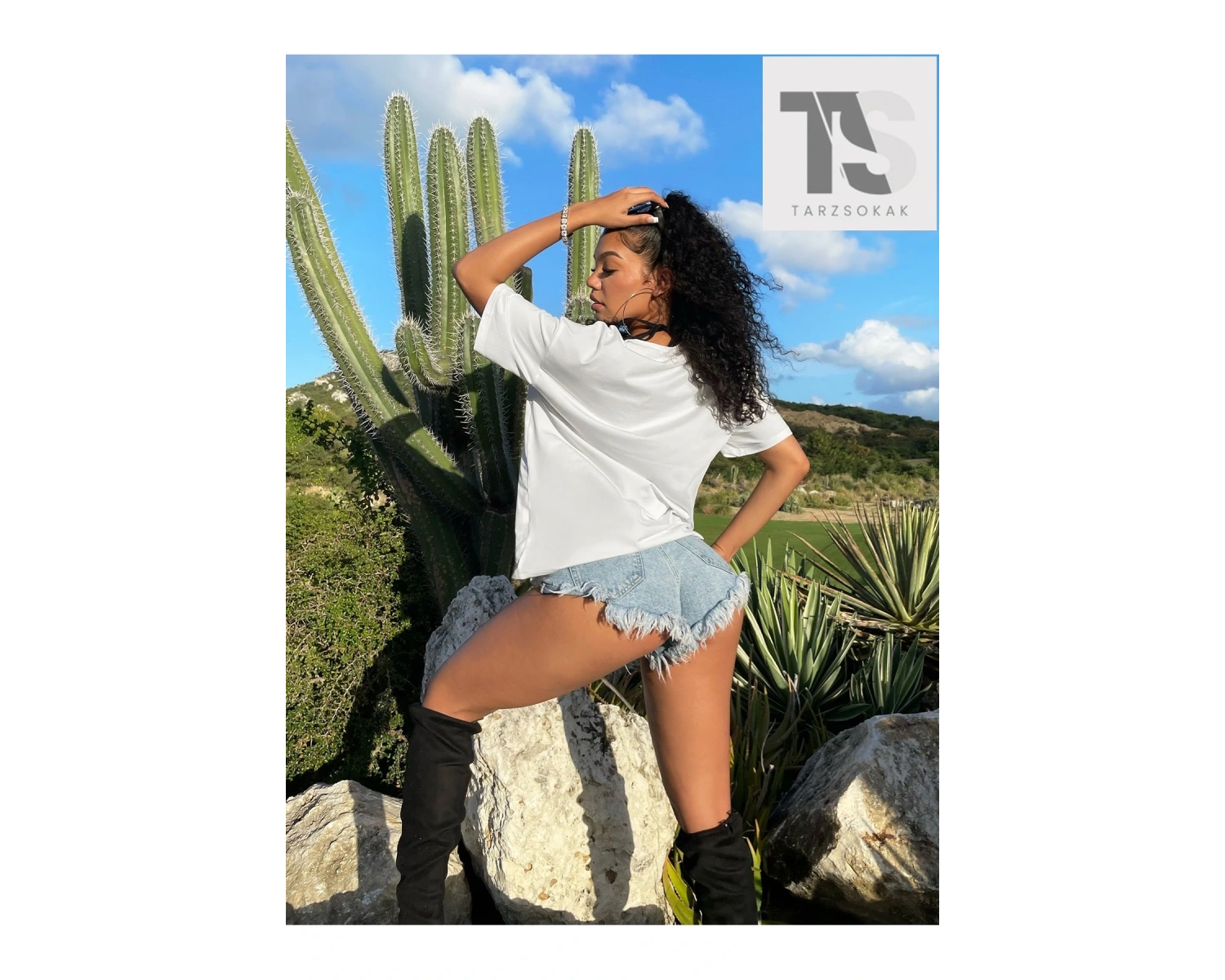 SXY Araba ve Harf Grafikli Damla Omuz Tişörtü