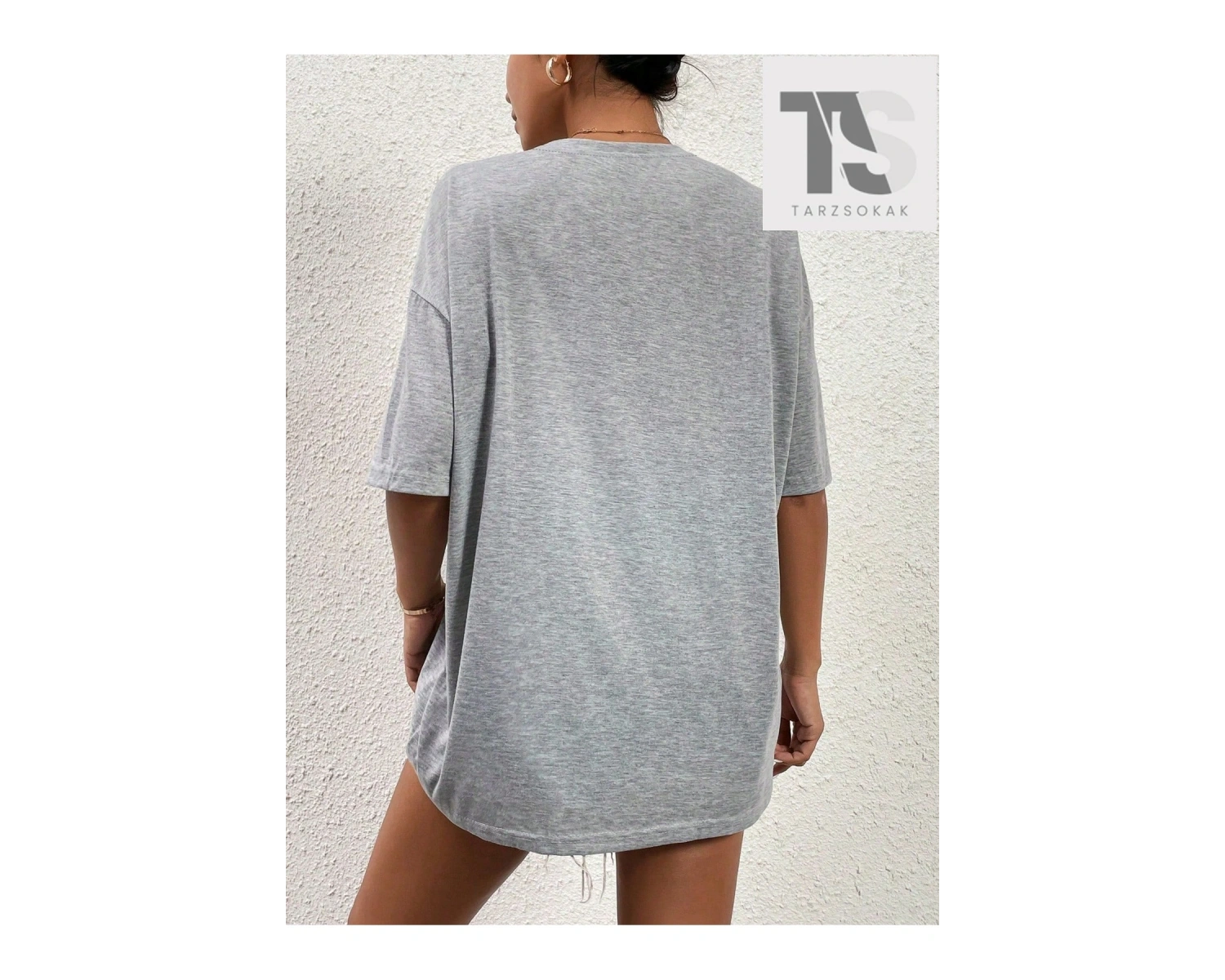 SXY Harf Grafikli Düşük Omuzlu Tişört