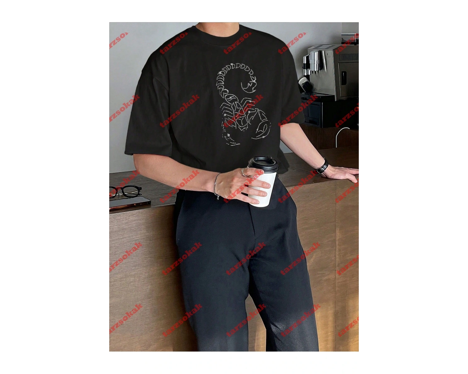 Unisex Akrep Baskılı Tshirt Beyaz