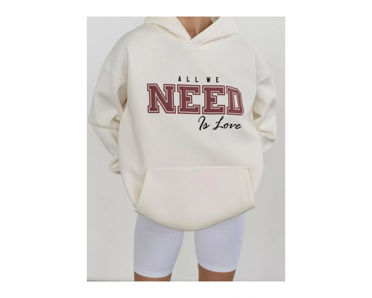 Unisex All We Need is Love Sweatshirt Beyaz