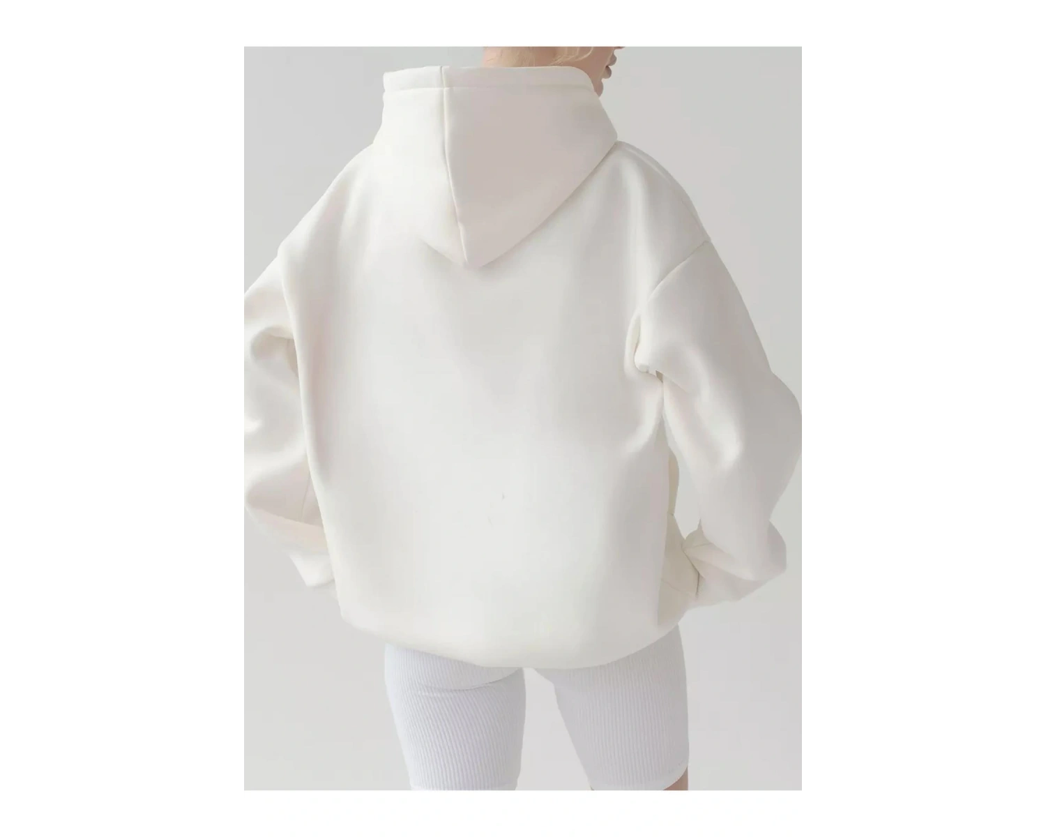 Unisex All We Need is Love Sweatshirt Beyaz