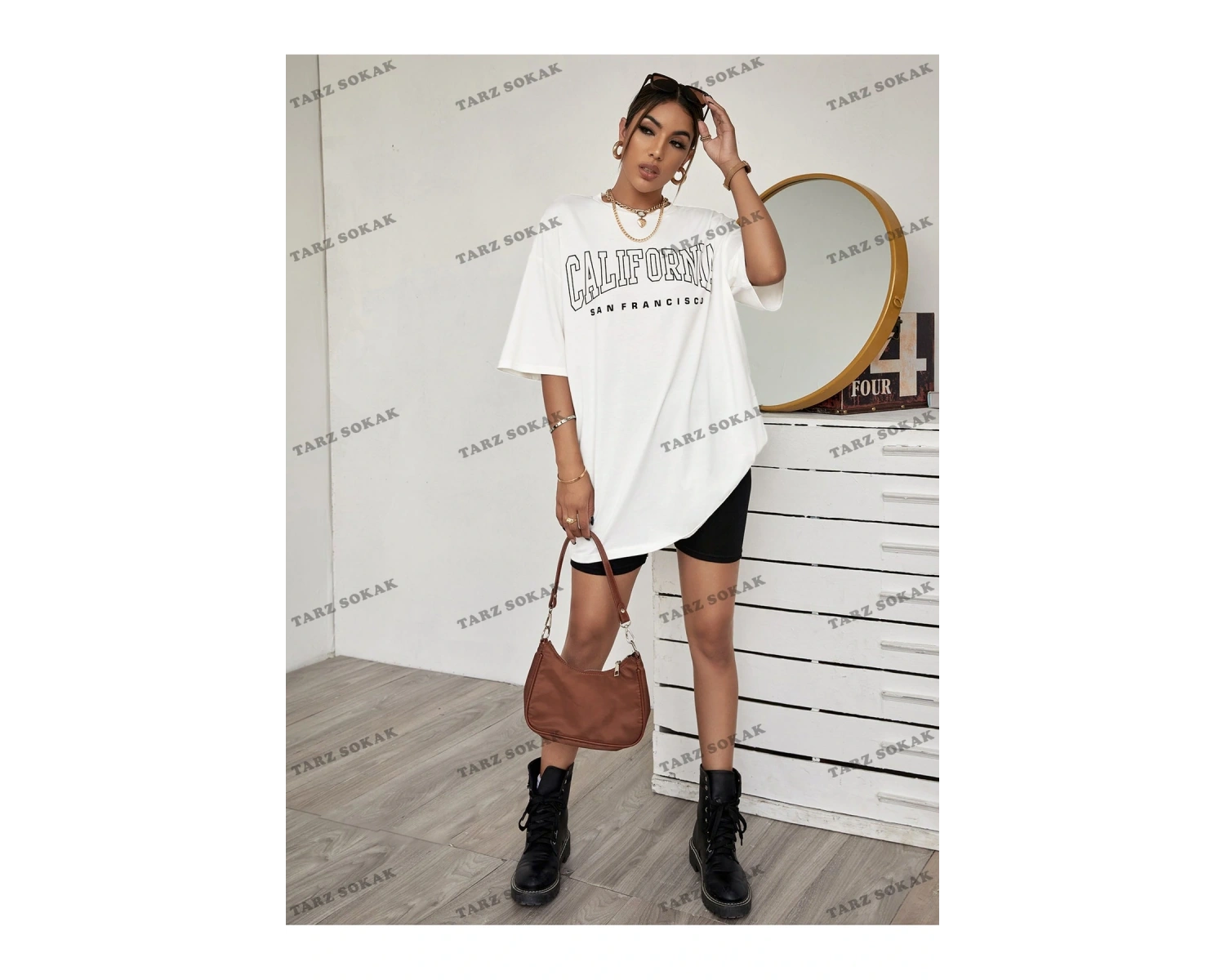 Unisex BAY  Harf Grafikli Düşük Omuzlu Tişört KOD-1309