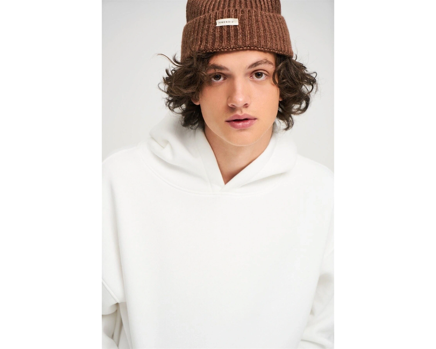 Unisex Beyaz Basic Sweatshirt Trndz200