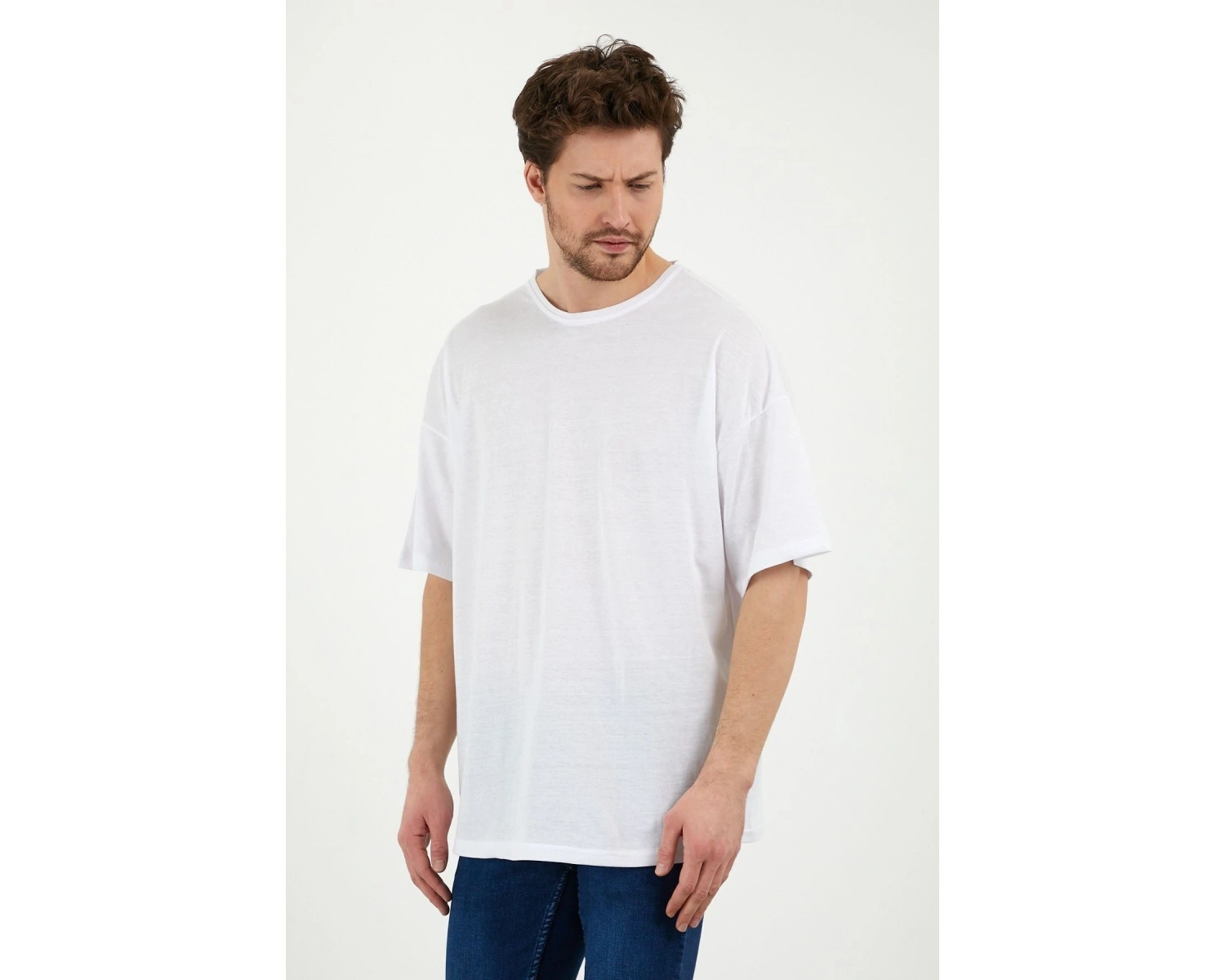Unisex Beyaz Bol Kesim Oversize Tshirt