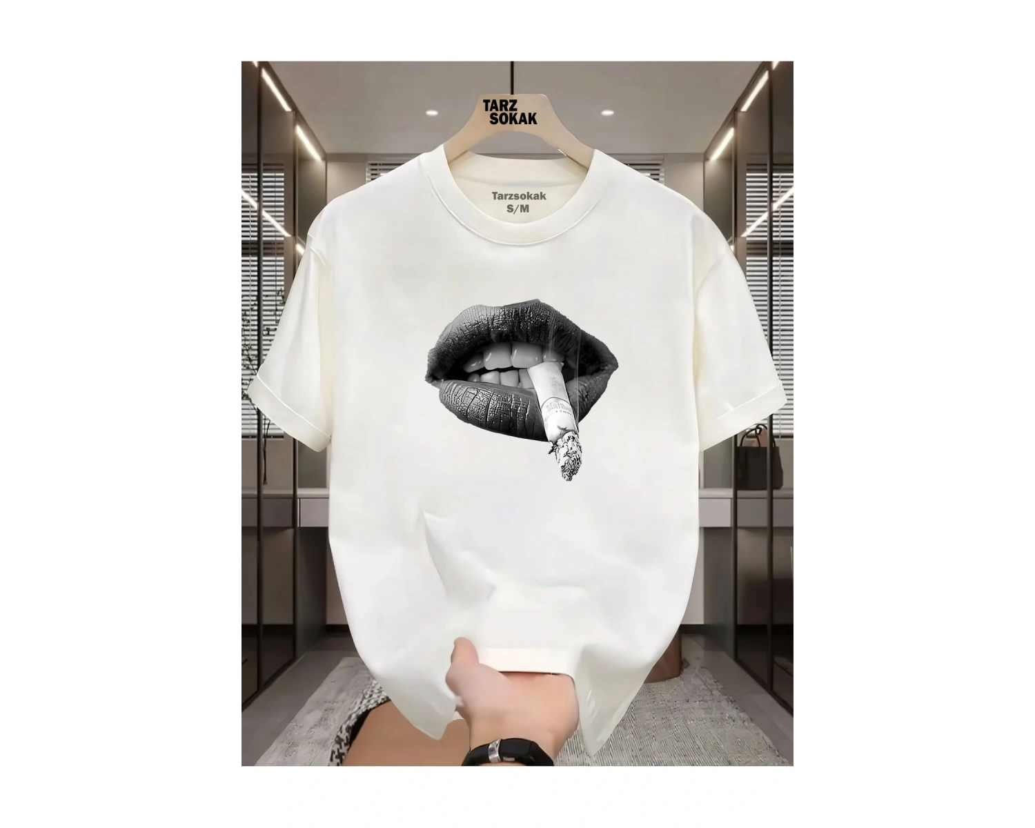UNİSEX Carzy Lips T-shirt