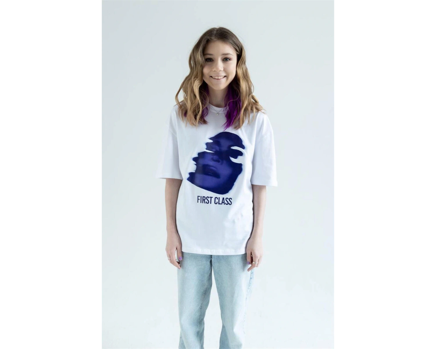 Unisex First Class Beyaz Tshirt