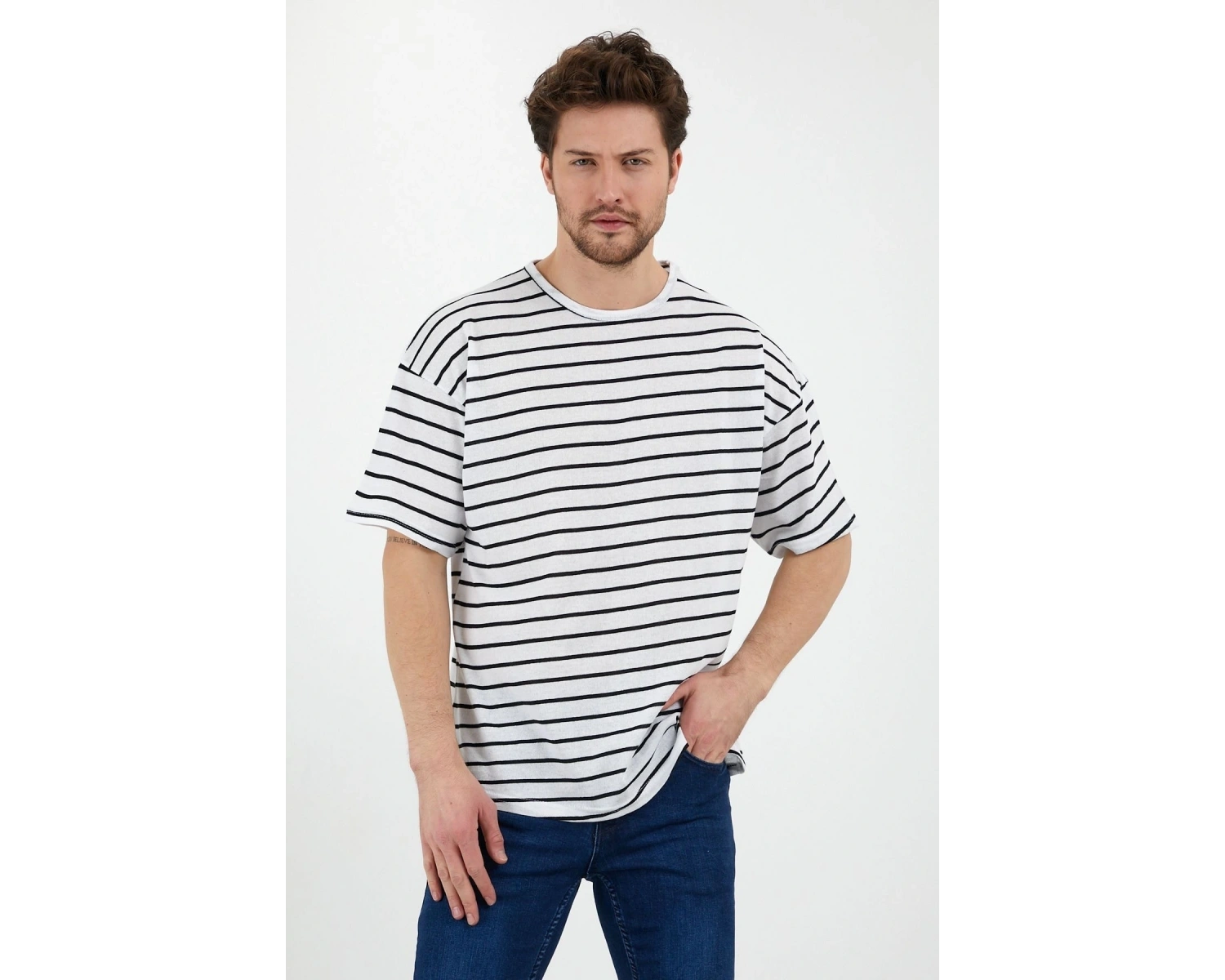 Unisex Gri Beyaz Çizgili Oversize Tshirt