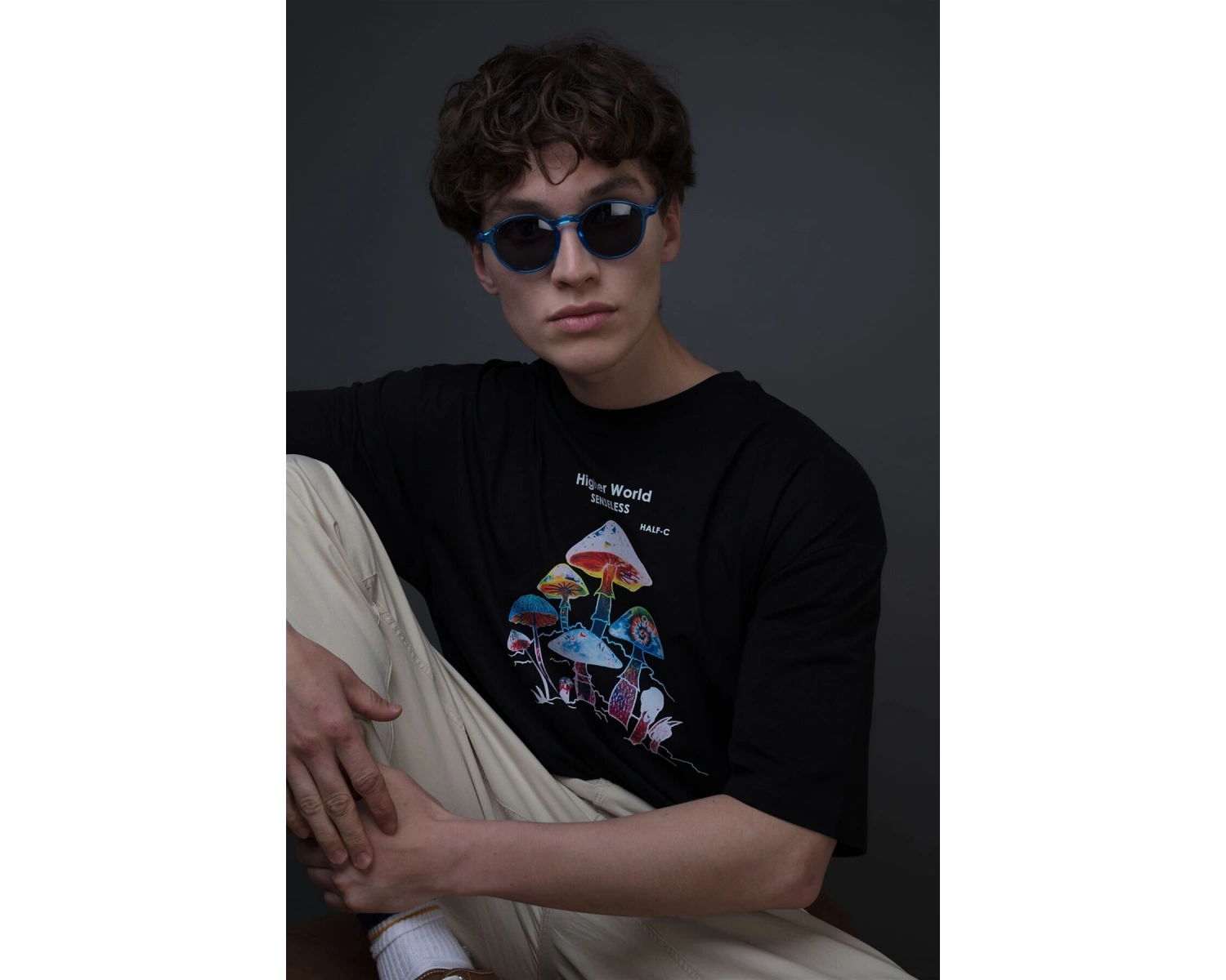 Unisex Higher World Siyah Tshirt