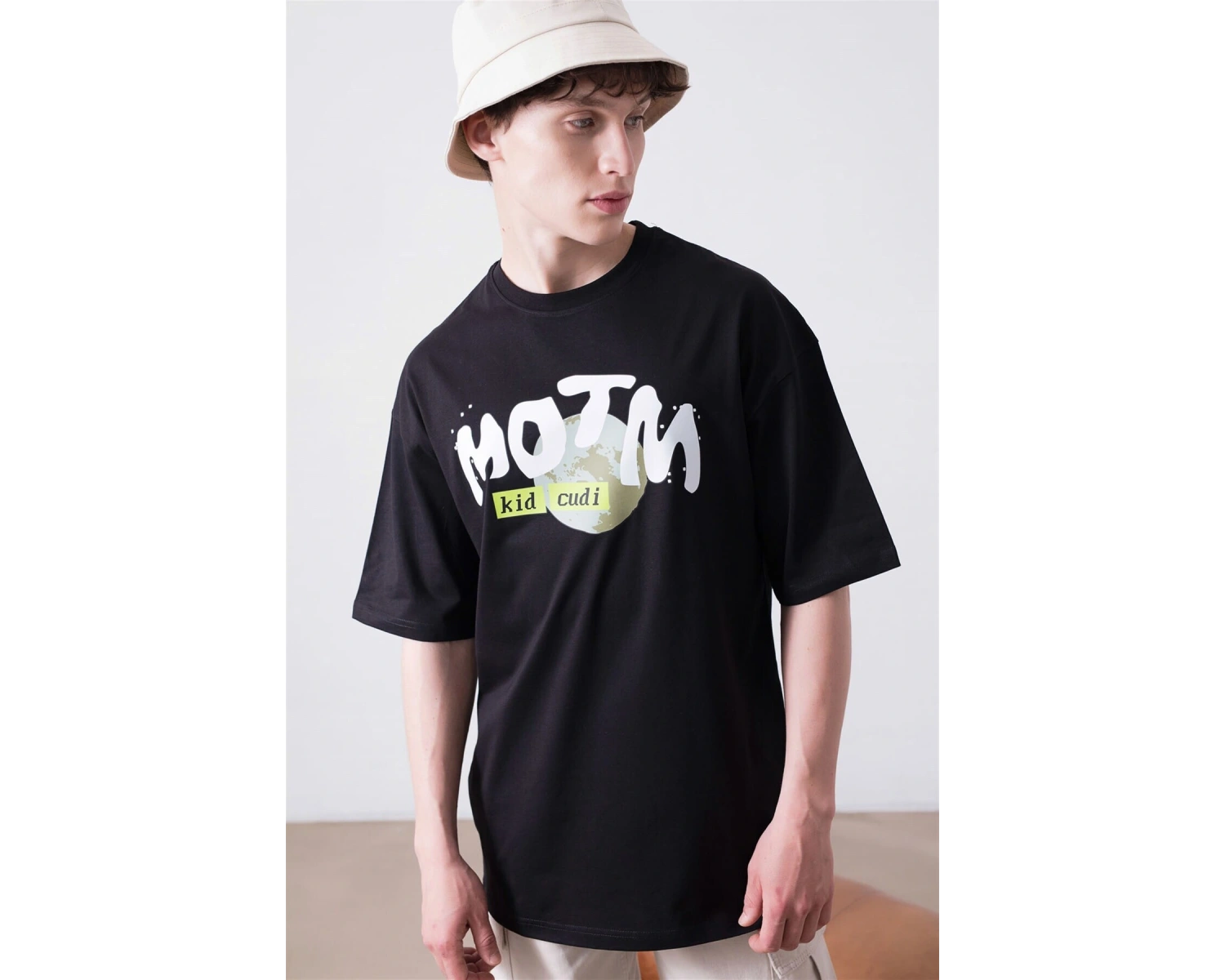 Unisex Kid Cudi Man Of The Moon 3 Beyaz Tshirt