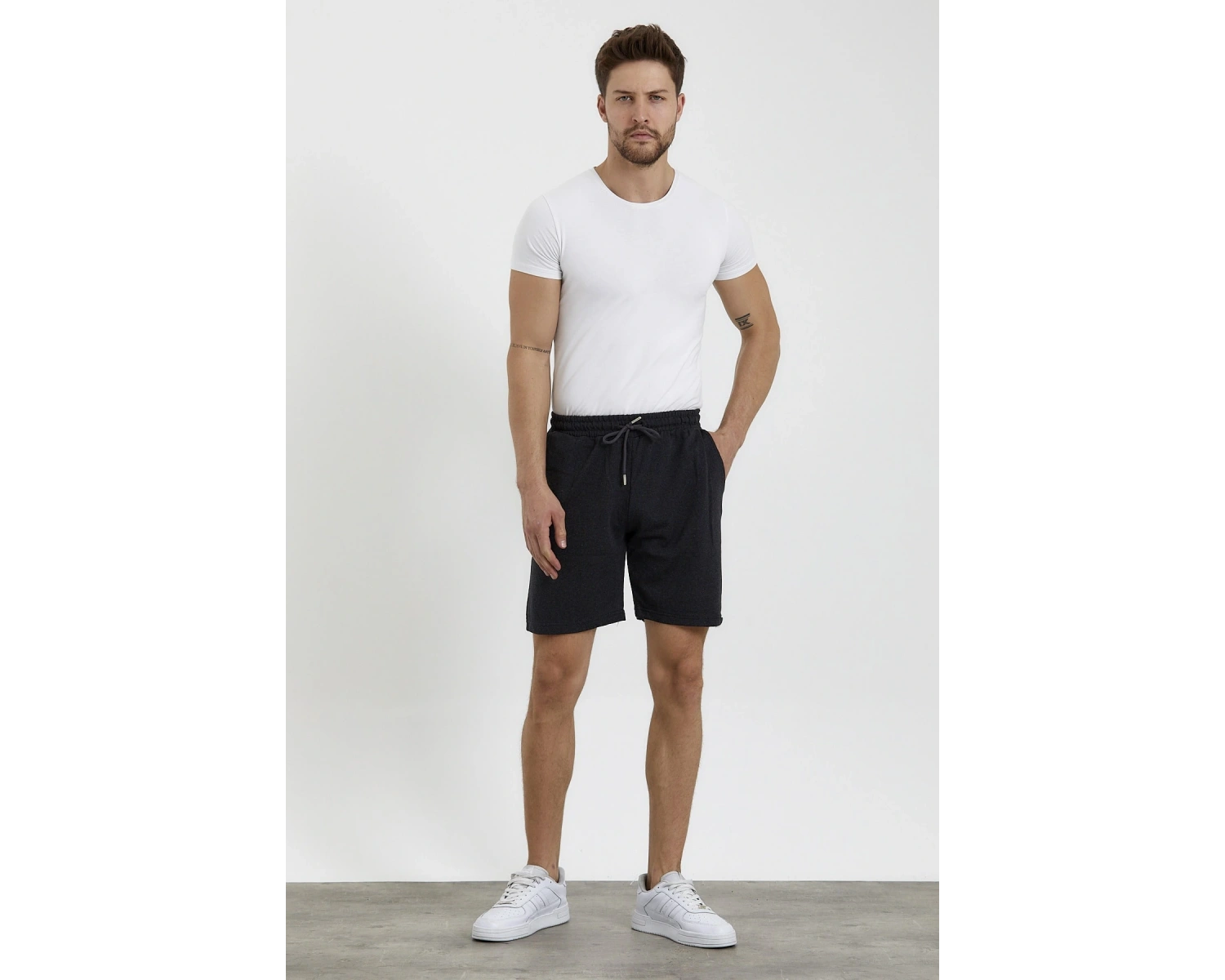 Unisex Slim Fitt Beyaz 2 Iplik Yazlık Ince Spor Şort