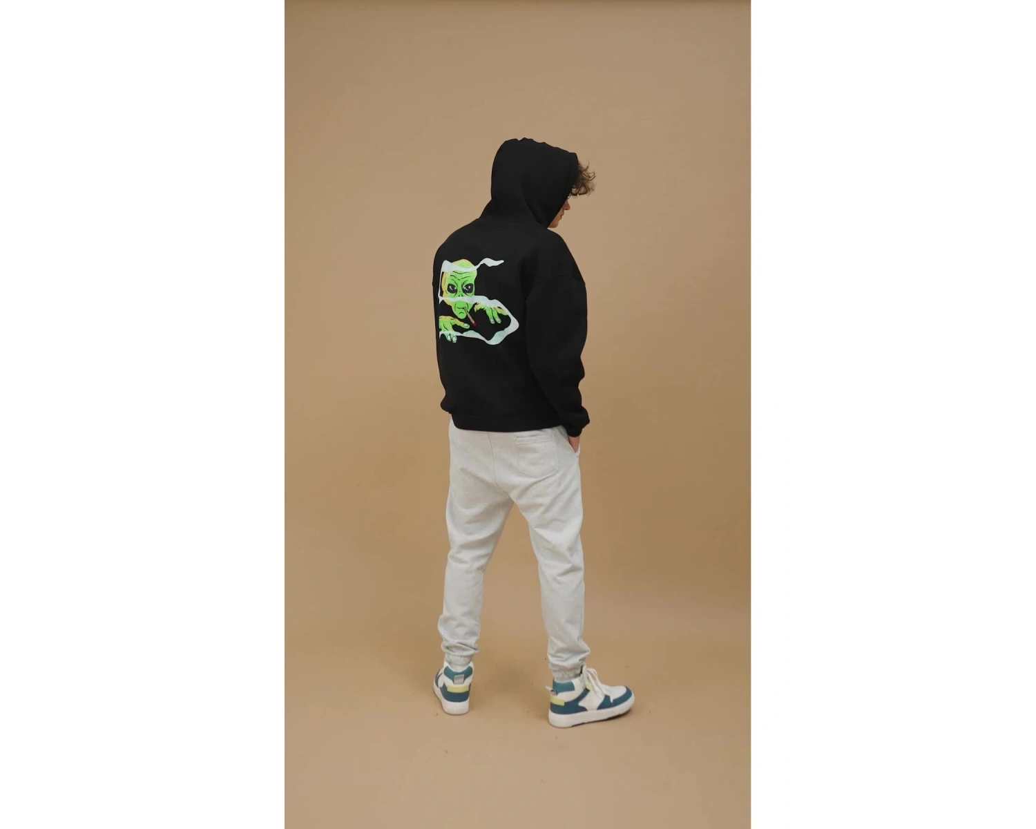 Unisex Smoking Alien Sweatshirt Hoodie Siyah