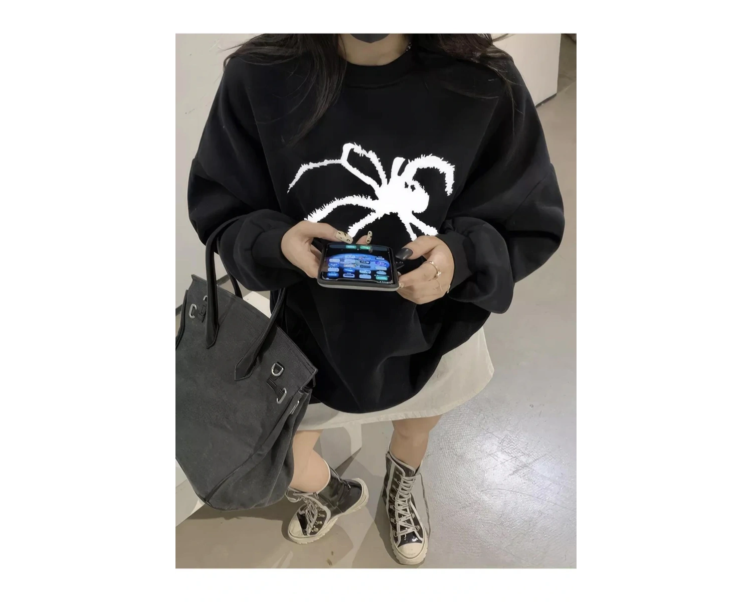 Unisex Spider Bisiklet Yaka Sweatshirt Siyah