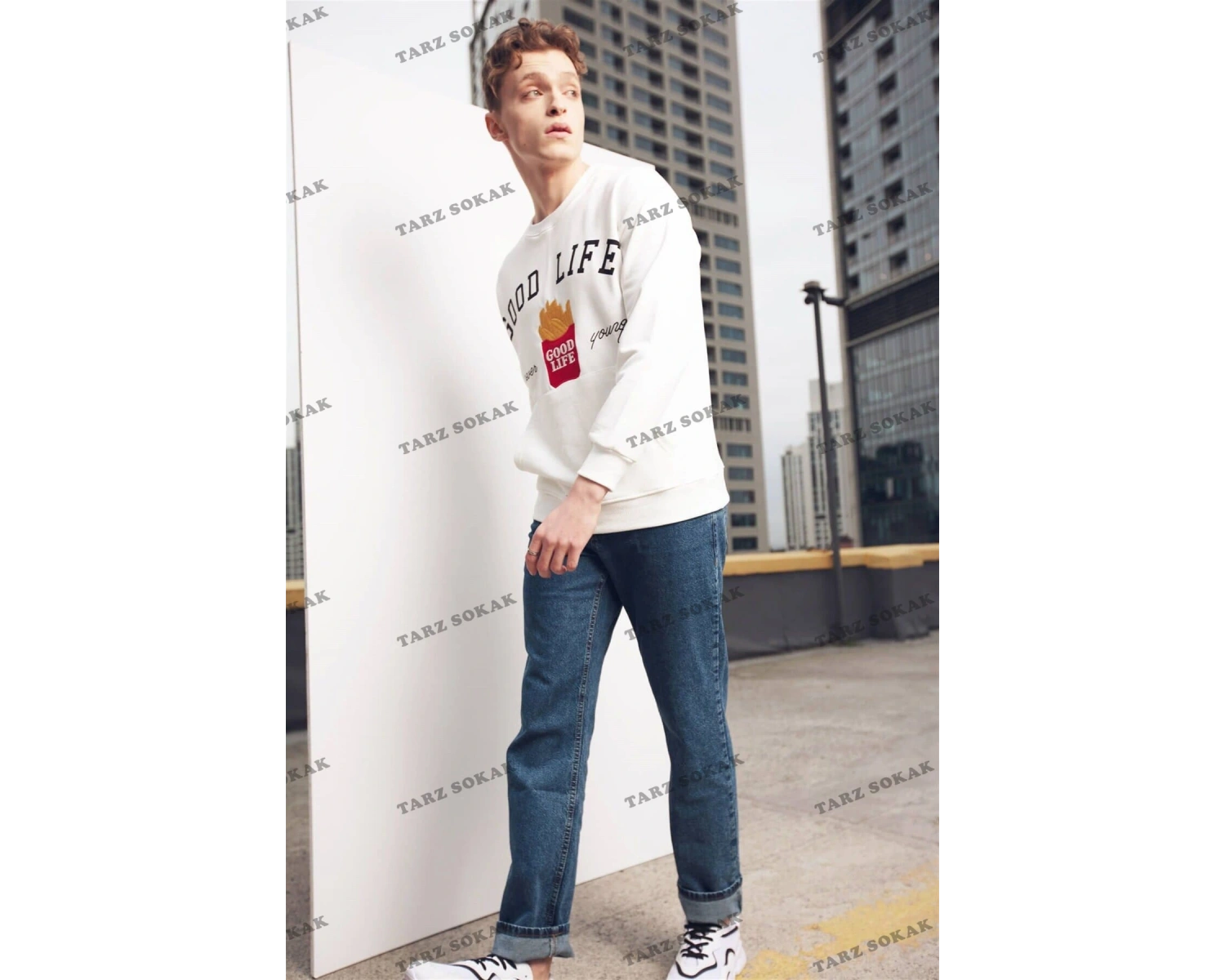 Y2K Unisex Ekru Bts Good Life Sweatshirt KOD 2058