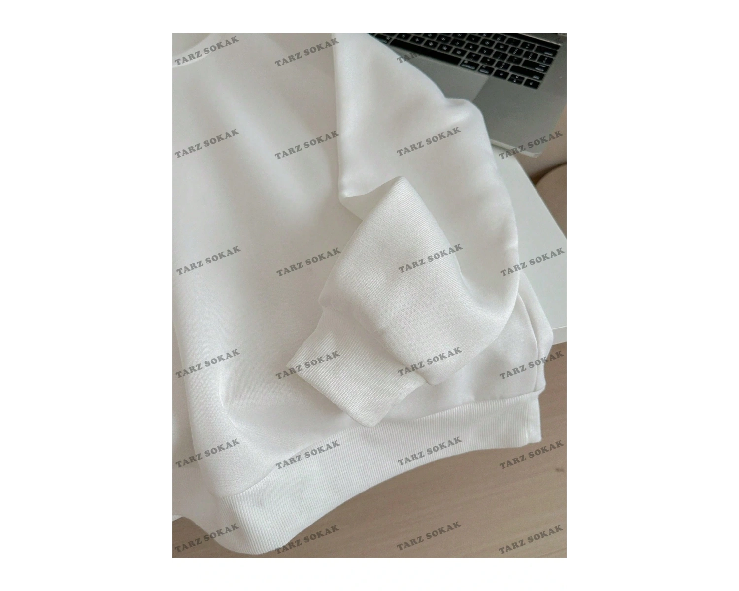 Y2K YENİ SEZON SSWEAT HARAJUKA KUROMİ RETRO KOD 1283 Beyaz