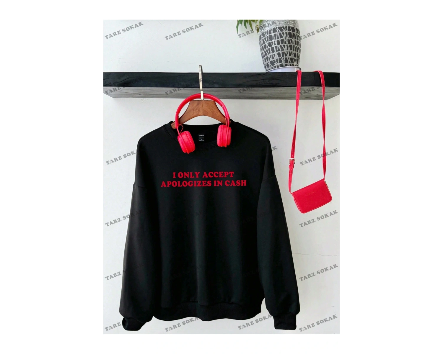 Y2K YENİ SEZON SSWEAT HARAJUKA KUROMİ RETRO KOD 16 Siyah