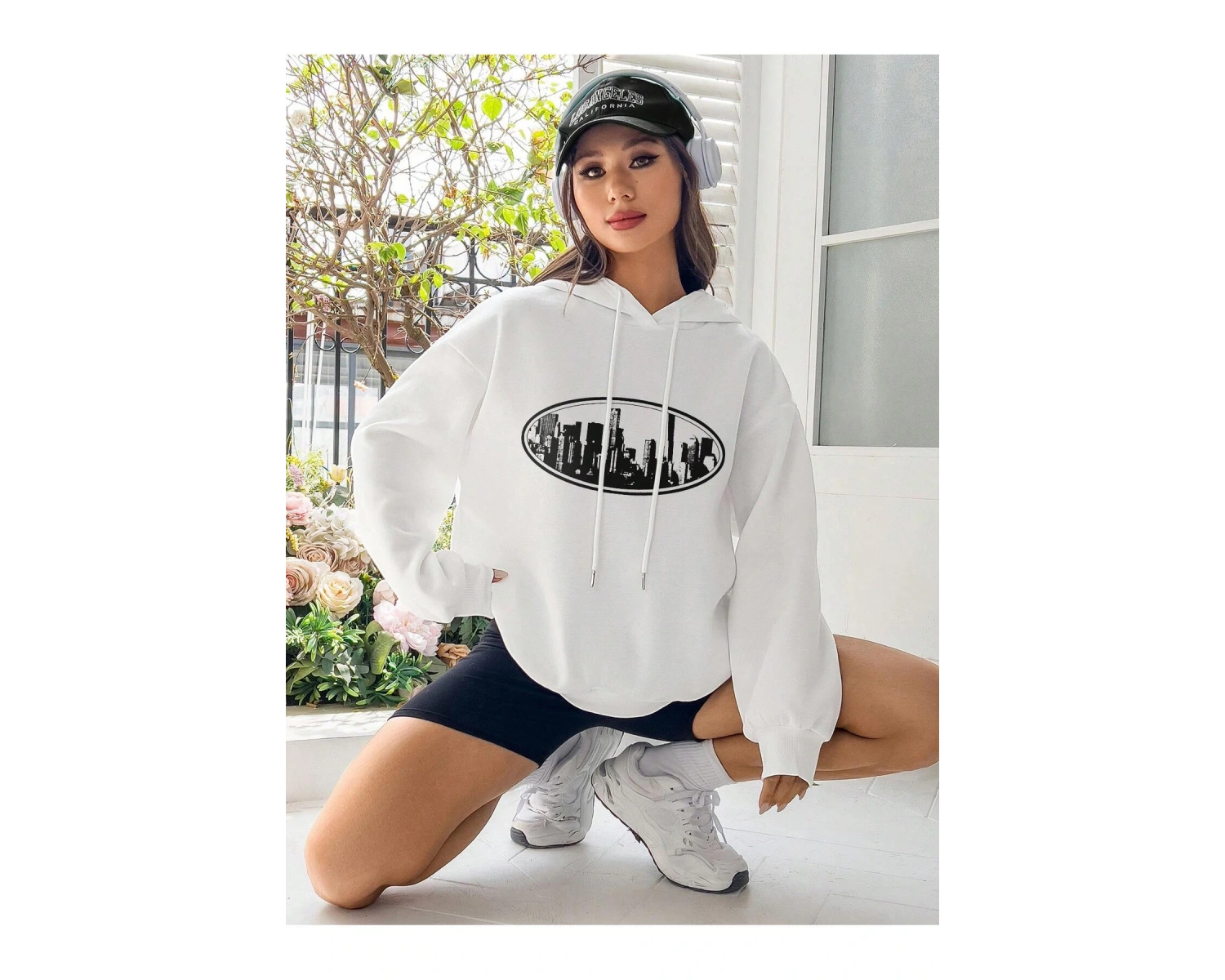 Yapı Desenli Damla Omuz İpli Kapüşonlu Üst Beyaz