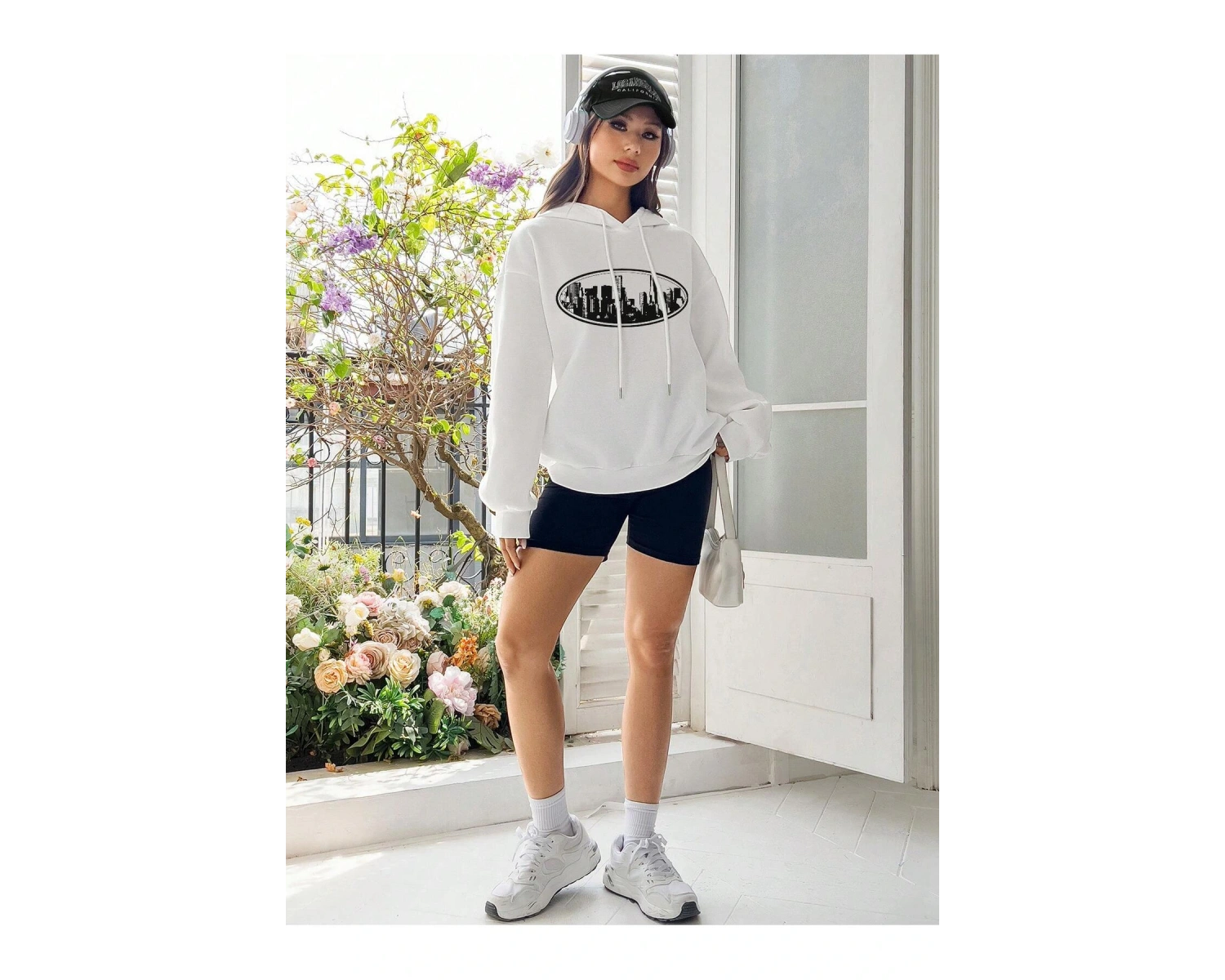 Yapı Desenli Damla Omuz İpli Kapüşonlu Üst Beyaz