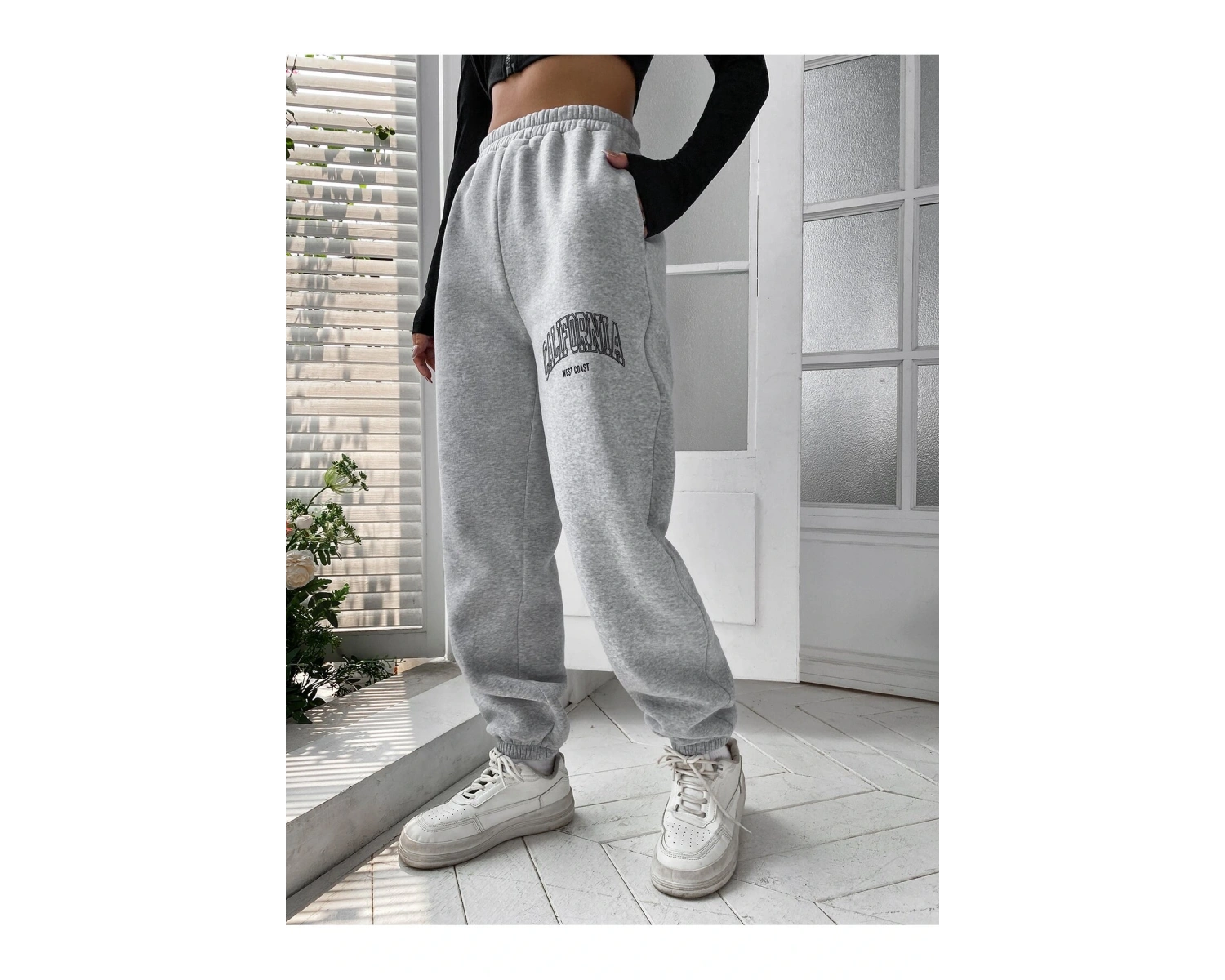 Yazılı Grafik Beli Lastikli Eşofman Altı