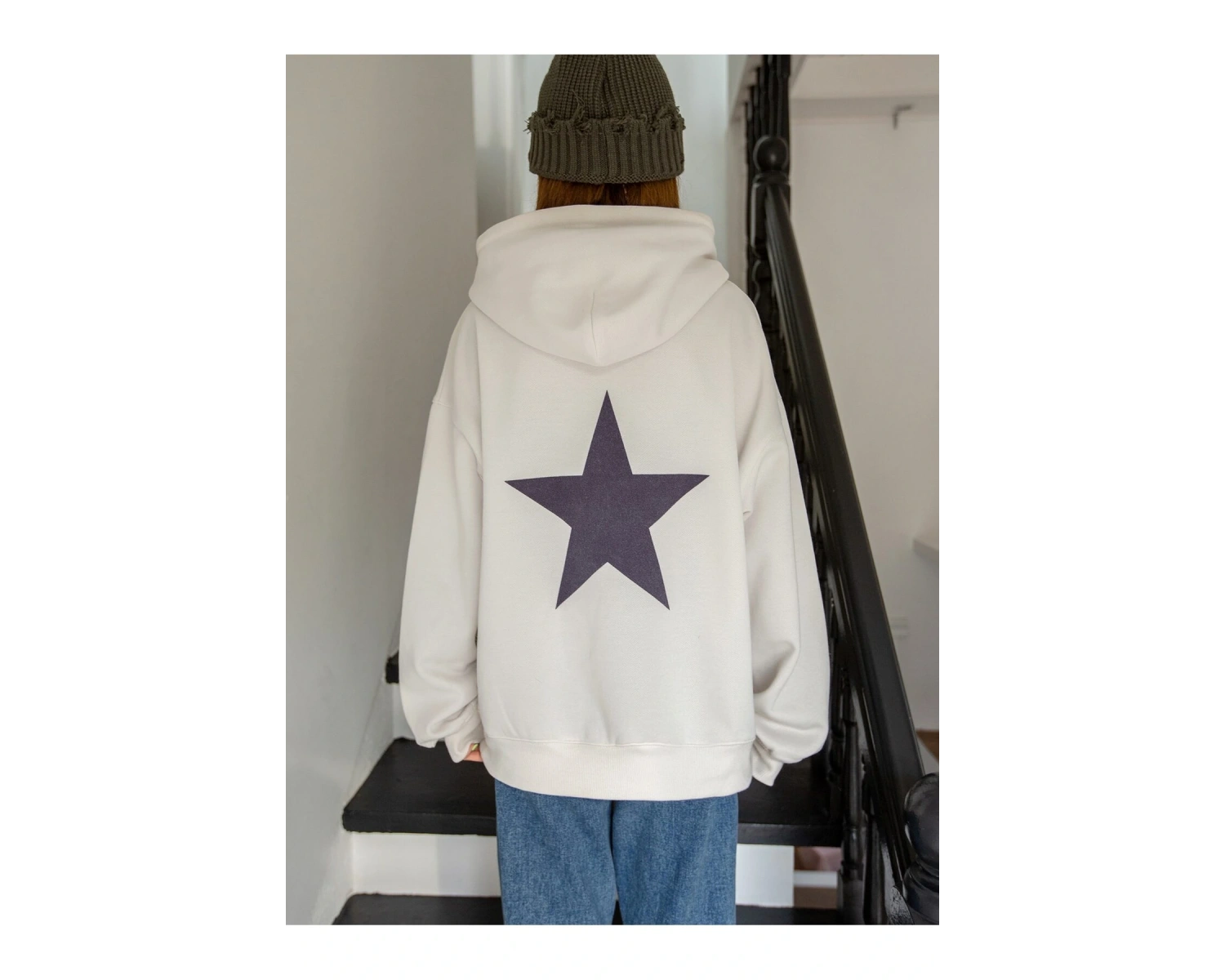 Yıldız Baskılı Damla Omuzlu Kapüşonlu Üst Bej