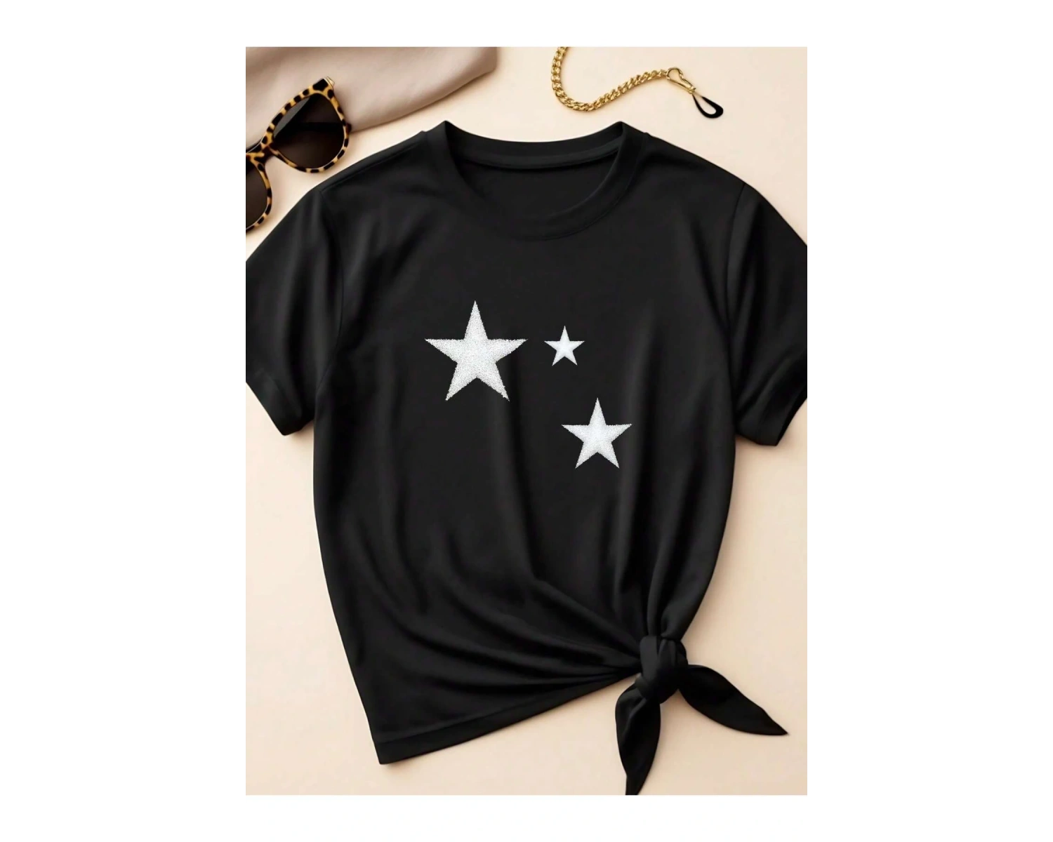 Yıldız Grafikli Yuvarlak Yaka Kısa Kollu Tişört