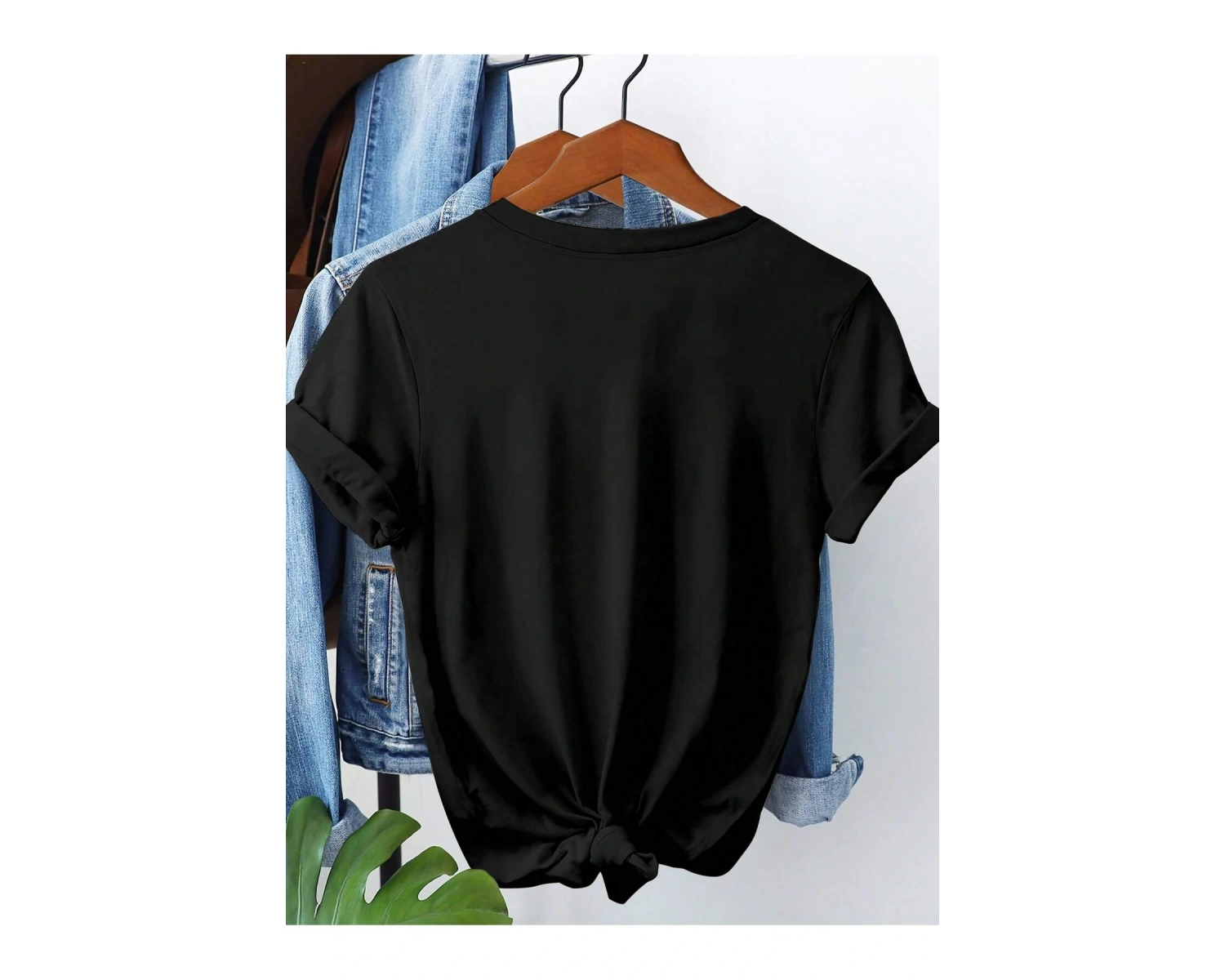 Yıldız Grafikli Yuvarlak Yaka Kısa Kollu Tişört