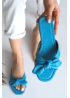 Dore Mavi Fiyonk Detaylı Kaydırmaz PVC Taban Kadın Terlik