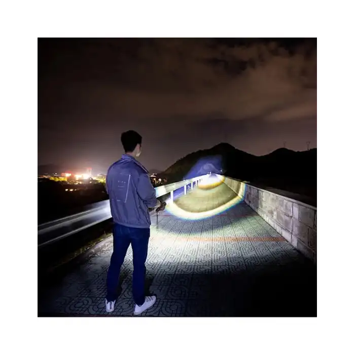 3000 LÜMEN GÜÇLÜ EL FENERİ WATTON WT-600