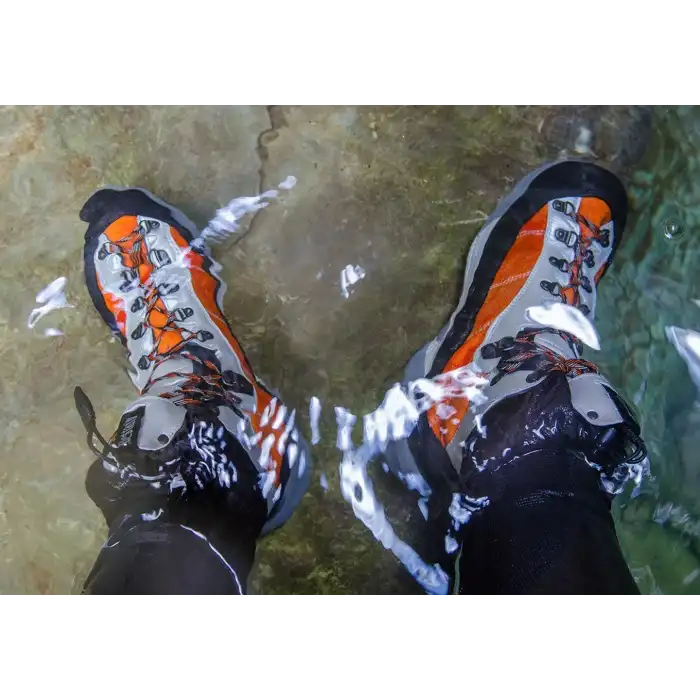 Bestard Canyon Guide Akarsu Botu