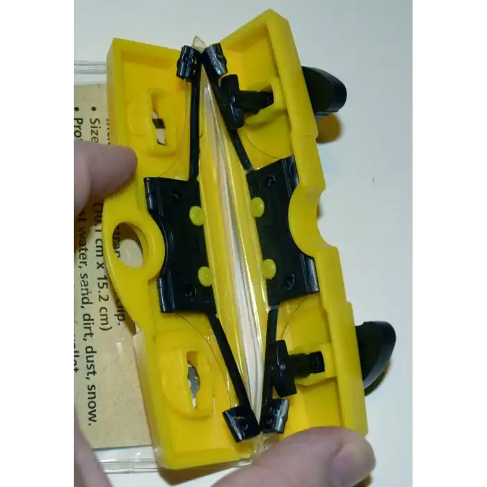 Coghlans Su Geçirmez Kilitli, Şeffaf Kılıf (Orta)