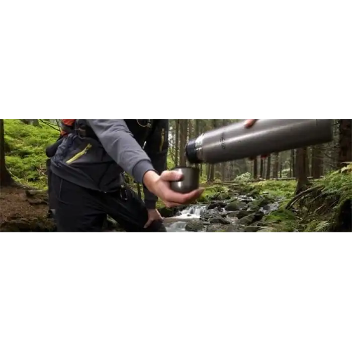 Ferrino Termos (0.5L)