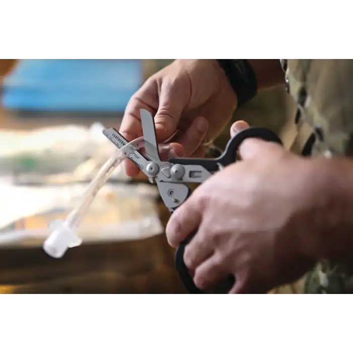 Leatherman Raptor Black 420HC Paslanmaz Çelik Katlanır Makas