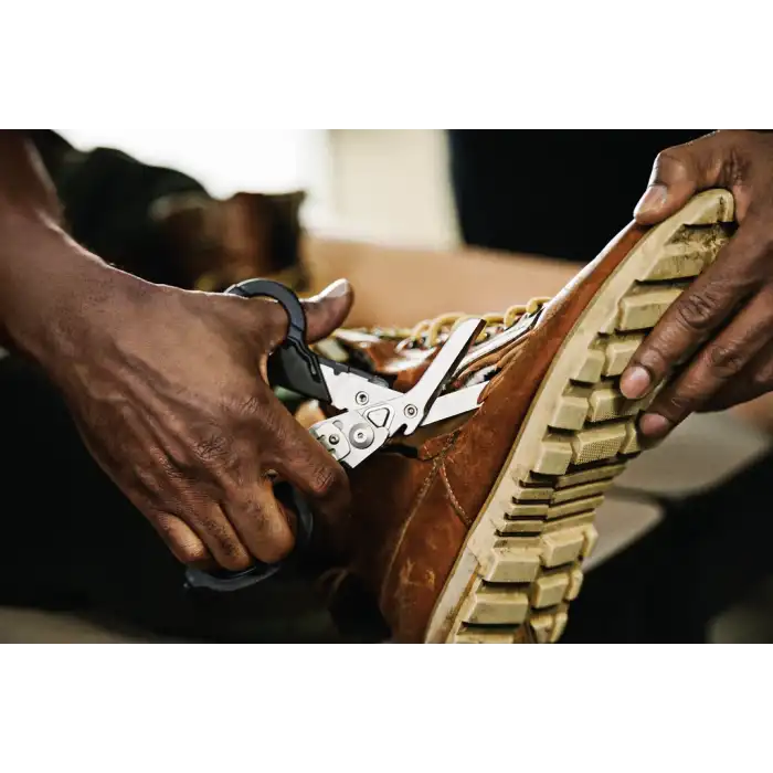 Leatherman Raptor Rescue Orange/Black 420HC Paslanmaz Çelik Katlanır Makas